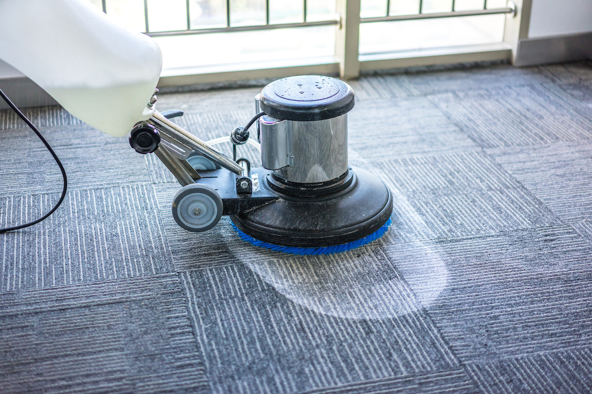 Health Benefits of Regular Commercial Carpet Cleaning Services in Tampa
