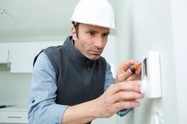 What to Expect When Hiring Heating and Cooling Contractors in Vancouver WA